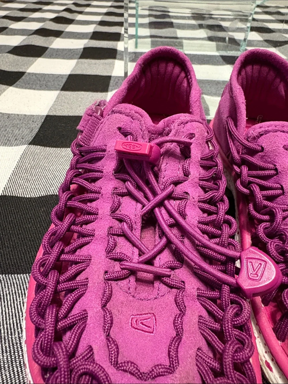 Keen Uneek Bungee Strap Purple Pink Sandals Youth Girls Size 12 Water Trail Shoe